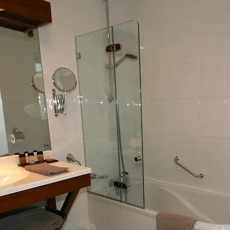 Les Almadies - Coeur De Hotel 3*