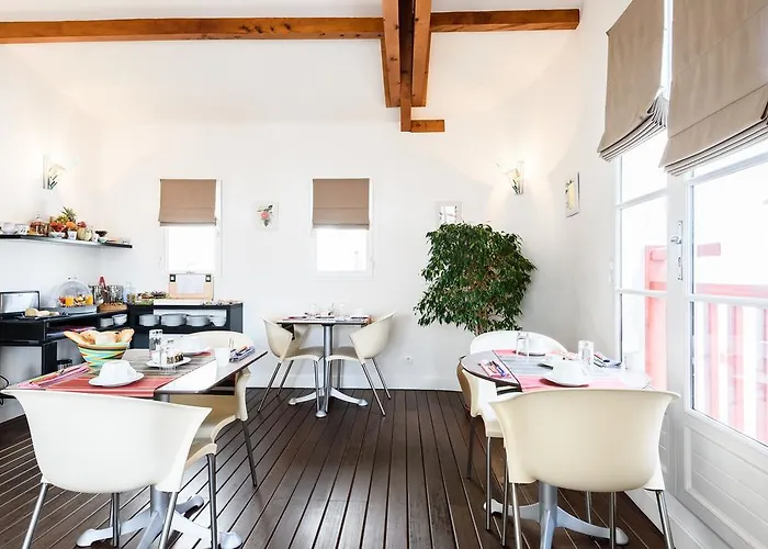 Les Almadies - Coeur De Hotel 3*